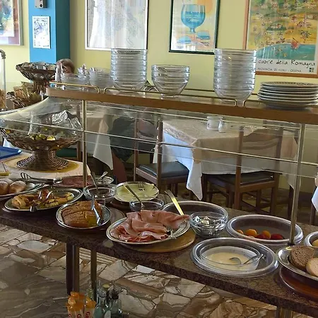 Hotel Jolanda *